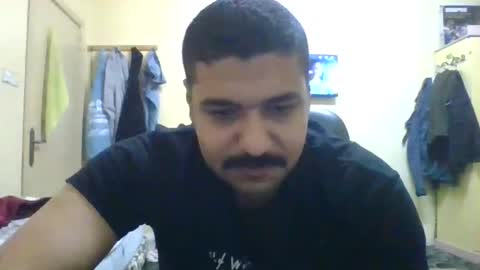 Snapshot of hossampharaos21 chatting on March 17, 12:48 am hossampharaos21 online show from March 17, 12:48 am