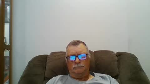Snapshot of hot4tightholes chatting on October 3, 1:08 pm hot4tightholes online show from October 3, 1:08 pm