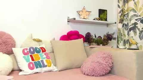 hot69milf online show from November 15, 2:53 am