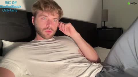 Edward aka Wolf online show from September 22, 4:14 am