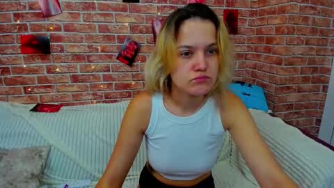 Jessica  online show from September 12, 4:23 am