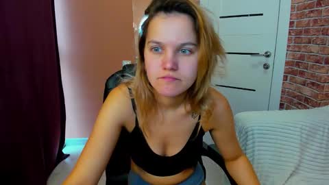 Jessica  online show from October 3, 3:58 am