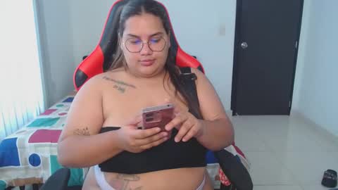 hot__husbands online show from February 17, 4:26 pm