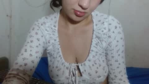 hot_and_complacent_latin online show from January 16, 7:07 pm