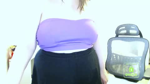 Lila online show from March 1, 12:45 pm