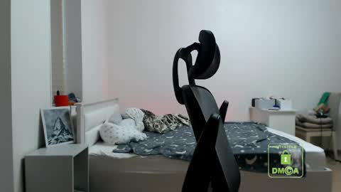 Snapshot of hot_and_pretty chatting on May 10, 10:15 pm Lila online show from May 10, 10:15 pm