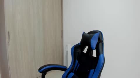 hot bad boy69 online show from March 11, 7:31 pm