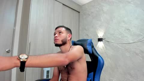 hot bad boy69 online show from June 26, 10:03 pm
