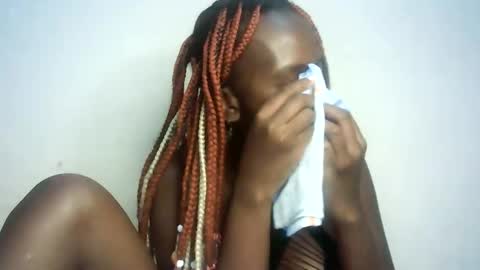 Snapshot of hot_berry2003 chatting on January 16, 5:12 pm Millie online show from January 16, 5:12 pm