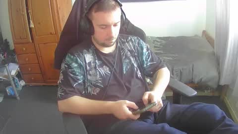 hot_big_dick9 online show from September 11, 10:37 am