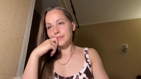 Snapshot of hot_chance_ chatting on June 25, 3:38 pm hot_chance_ online show from June 25, 3:38 pm