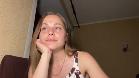 Snapshot of hot_chance_ chatting on July 13, 2:09 pm hot_chance_ online show from July 13, 2:09 pm