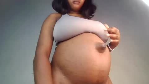 Snapshot of hot_choccoolate chatting on July 22, 12:08 pm Zarah online show from July 22, 12:08 pm