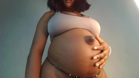 Snapshot of hot_choccoolate chatting on July 24, 1:31 pm Zarah online show from July 24, 1:31 pm