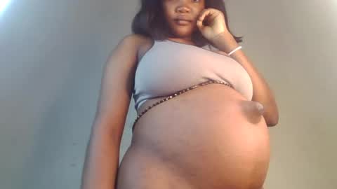 Snapshot of hot_choccoolate chatting on July 25, 11:41 am Zarah online show from July 25, 11:41 am