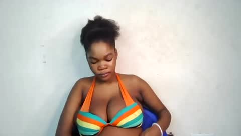 Snapshot of hot_choccoolate chatting on August 3, 9:04 am Zarah online show from August 3, 9:04 am