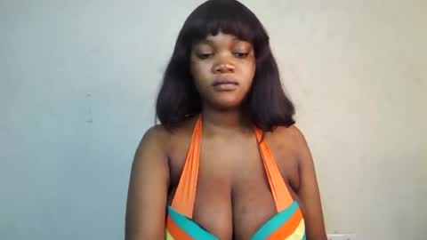 Snapshot of hot_choccoolate chatting on August 5, 1:14 pm Zarah online show from August 5, 1:14 pm