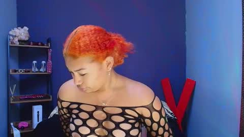 hot chocolate 4u online show from February 19, 12:33 pm