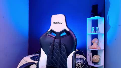 hot chocolate 4u online show from September 13, 12:05 pm