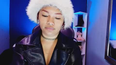 hot chocolate 4u online show from November 1, 12:18 pm