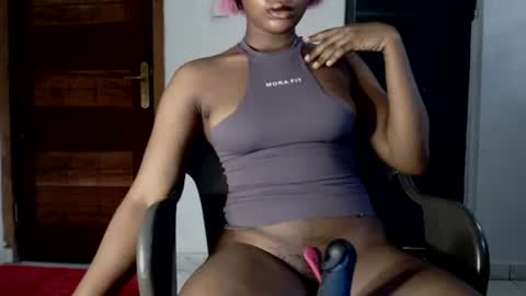 sonia  mis choco online show from October 4, 7:50 am