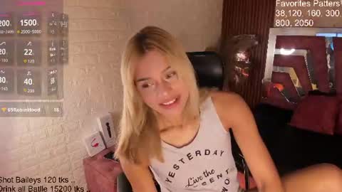 Snapshot of hot_cupid01 chatting on July 4, 10:43 am Valery online show from July 4, 10:43 am