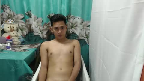 Snapshot of hot_dave69 chatting on September 15, 9:15 pm hot_dave69 online show from September 15, 9:15 pm