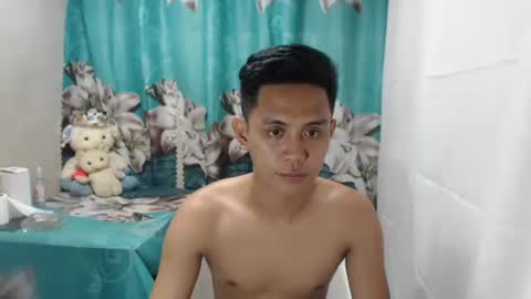 Snapshot of hot_dave69 chatting on October 10, 5:34 pm hot_dave69 online show from October 10, 5:34 pm