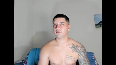 Snapshot of hot_diamond_boy97 chatting on March 3, 2:39 am junior online show from March 3, 2:39 am