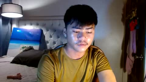 hot_emmanuel online show from April 4, 2:43 am