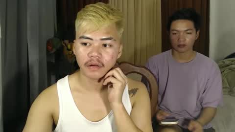 hot_emmanuel online show from April 15, 9:05 am