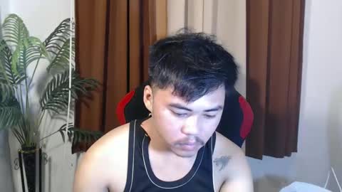 Snapshot of hot_emmanuel chatting on May 27, 5:04 am hot_emmanuel online show from May 27, 5:04 am