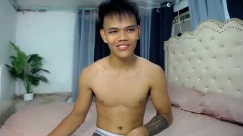 hot_fucker_ online show from November 18, 6:29 am