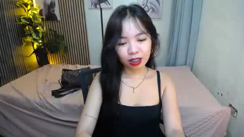 Ms Yen online show from November 15, 12:13 pm