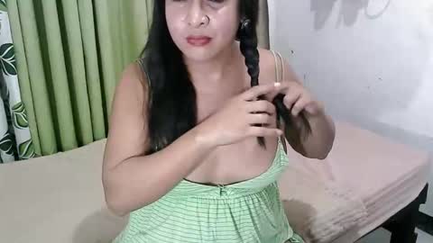 hot_jenile01 online show from February 8, 8:07 am
