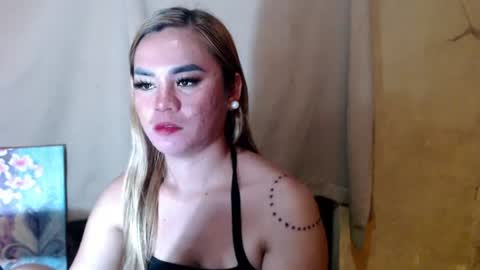Snapshot of hot_jessyxoxo chatting on July 28, 7:39 pm Jessy online show from July 28, 7:39 pm