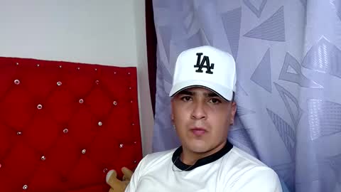 anyelood  soffi online show from December 26, 7:35 am