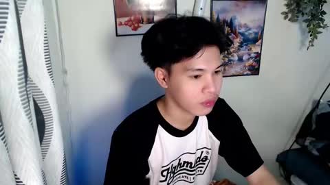 mark online show from April 8, 12:43 am