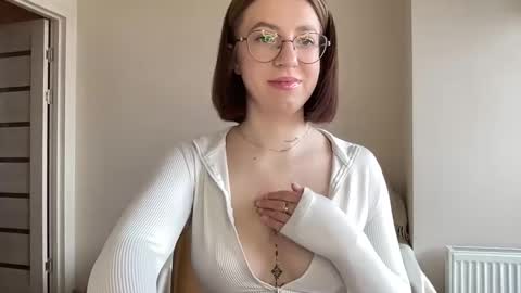 Lina online show from January 15, 7:59 am