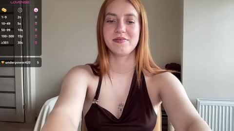 Snapshot of hot_lliinns chatting on May 17, 12:45 pm Lina online show from May 17, 12:45 pm