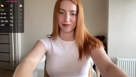 Snapshot of hot_lliinns chatting on June 13, 9:29 am Lina online show from June 13, 9:29 am
