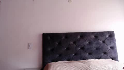 Snapshot of hot_marriage2 chatting on April 15, 2:35 pm Hot Latin Marriage online show from April 15, 2:35 pm