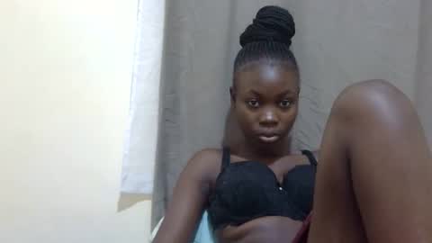 Snapshot of hot_melanie1 chatting on May 12, 7:16 am hot_melanie1 online show from May 12, 7:16 am