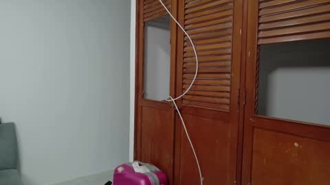 Mia online show from November 23, 3:06 am