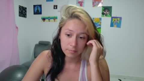 Mia online show from March 27, 10:53 pm