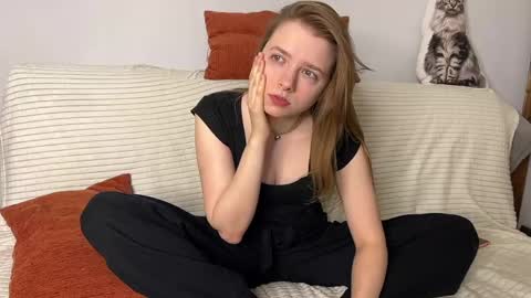 Sara and Sam online show from March 28, 8:19 pm