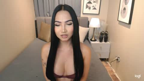 hot_nikki69 online show from June 18, 5:39 pm