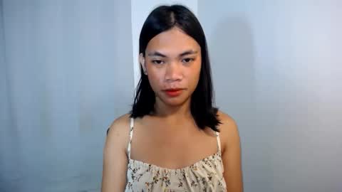 Snapshot of hot_pauline chatting on June 8, 12:03 am hot_pauline online show from June 8, 12:03 am
