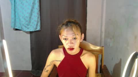 hot_petit69 online show from November 3, 3:02 pm