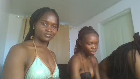 Petite online show from June 28, 7:03 am